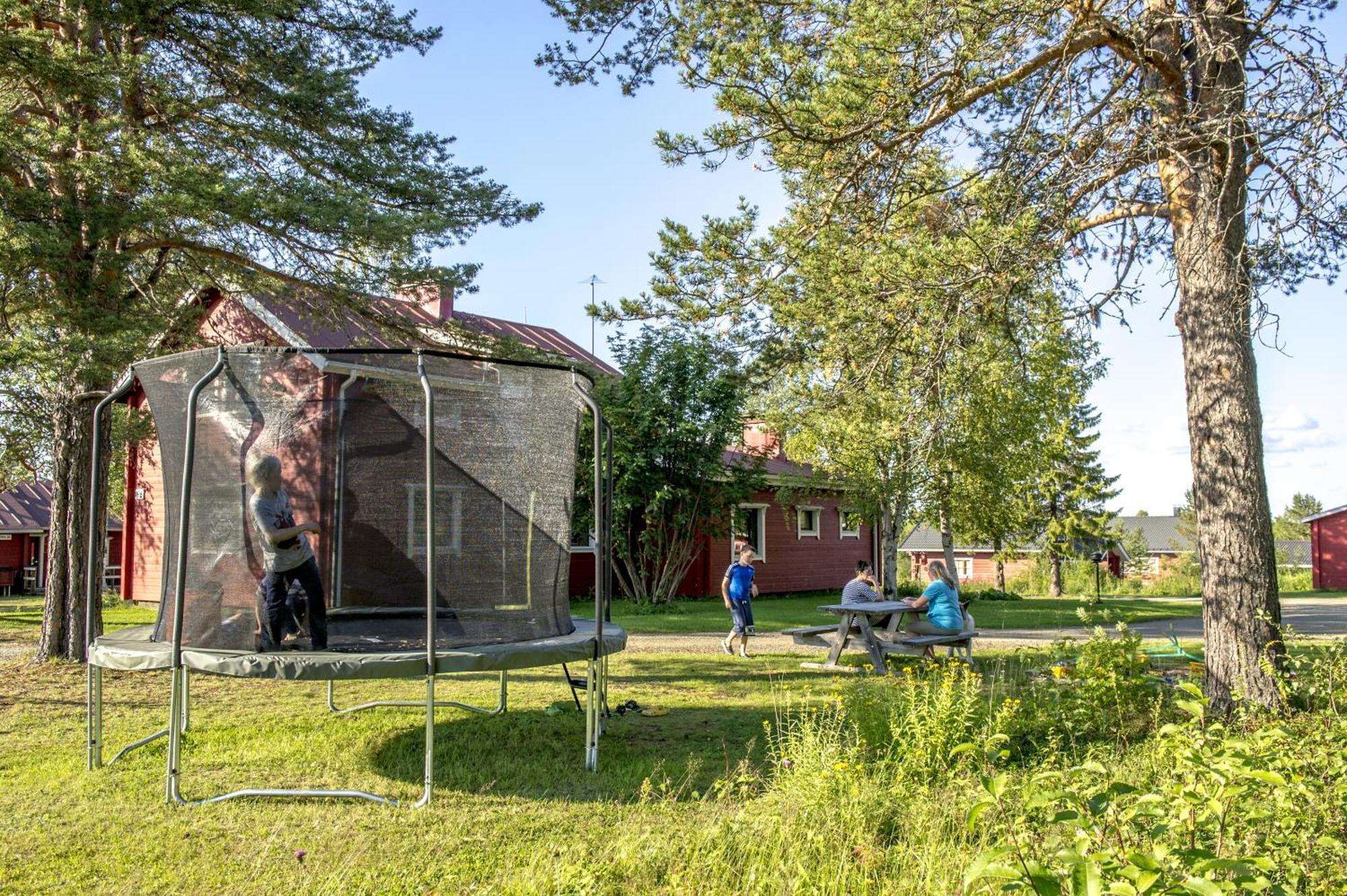 Villa Yllaeksen Yoepuu Äkäslompolo Exterior foto