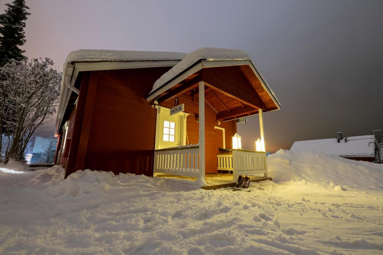 Villa Yllaeksen Yoepuu Äkäslompolo Exterior foto